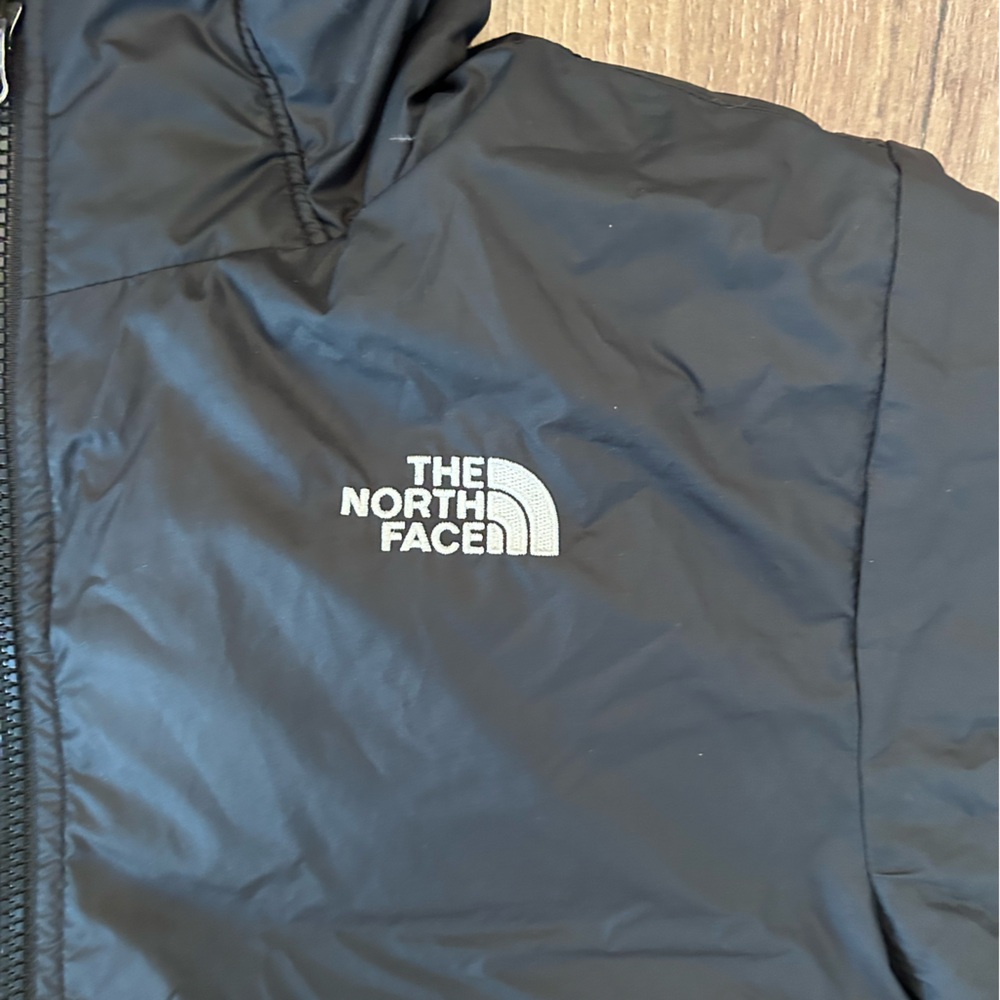 The North Face 550 Down Reversible Jacket - Picture 12 of 12